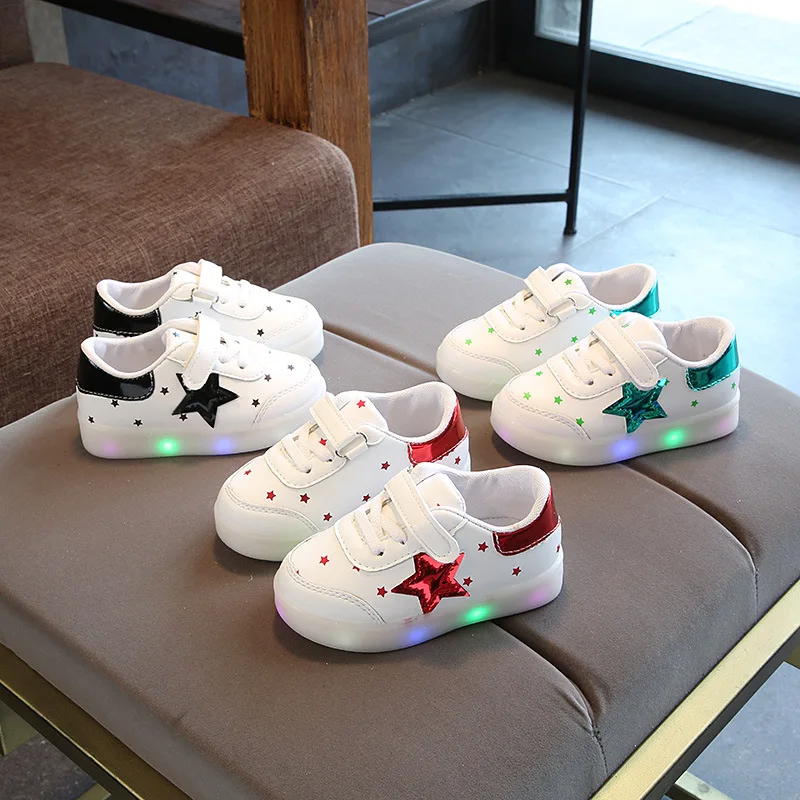 

2018 stars fashion cute LED glowing baby toddlers Lovely pure color girls boys shoes hot sales sports lighted baby first walkers