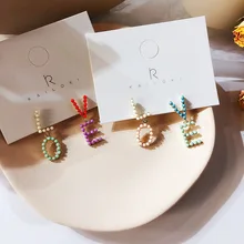 Корейские жемчужные буквы любовь асимметричные серьги цвет Просо Бусы милые серьги