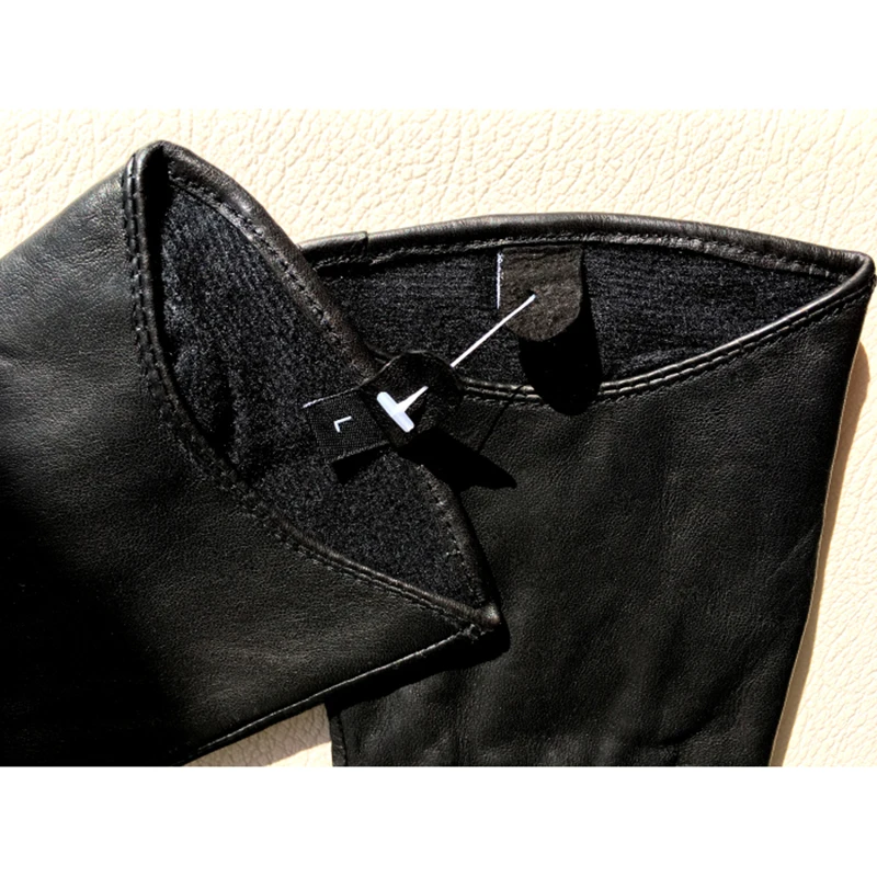 Women's Genuine Leather Gloves Female New Touch Screen Gloves Fashion Warm Black Gloves European Version Goatskin Mittens TB11