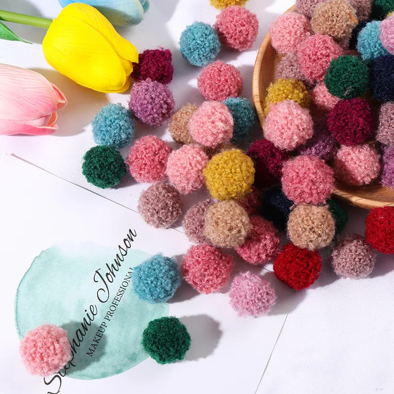 

Pompom Ball blanket decor Use for Earrings&hat Headband Craft Accessories Teddy Cashmere Fluffy Plus Pompom Ball