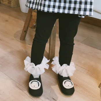 

Girls spring and autumn new breeches children's baby trousers pure cotton princess lace children's trousers 6 years old