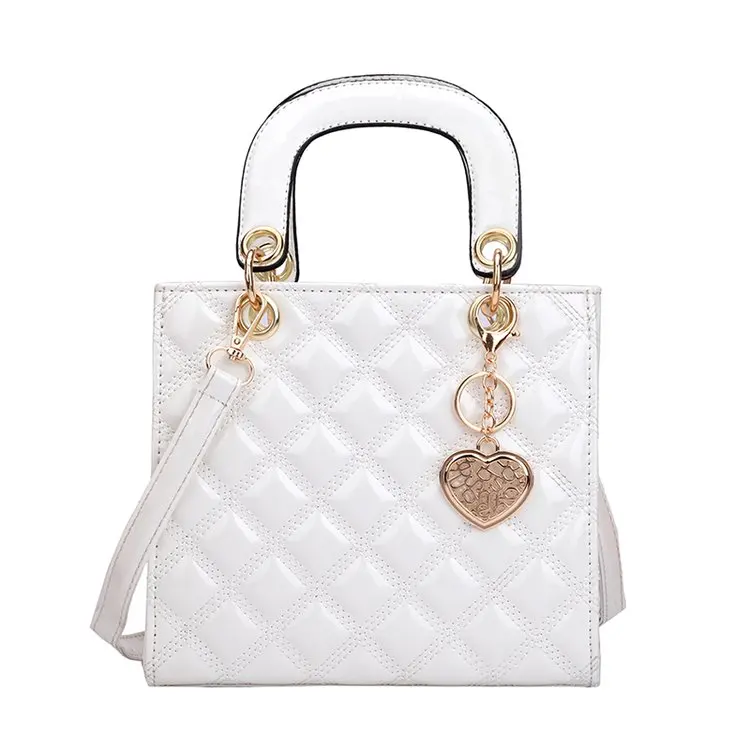 Женская сумка-мессенджер с бриллиантами из мягкой лакированной кожи, модная женская сумка-тоут с подвеской на застежке, маленькая сумка на плечо