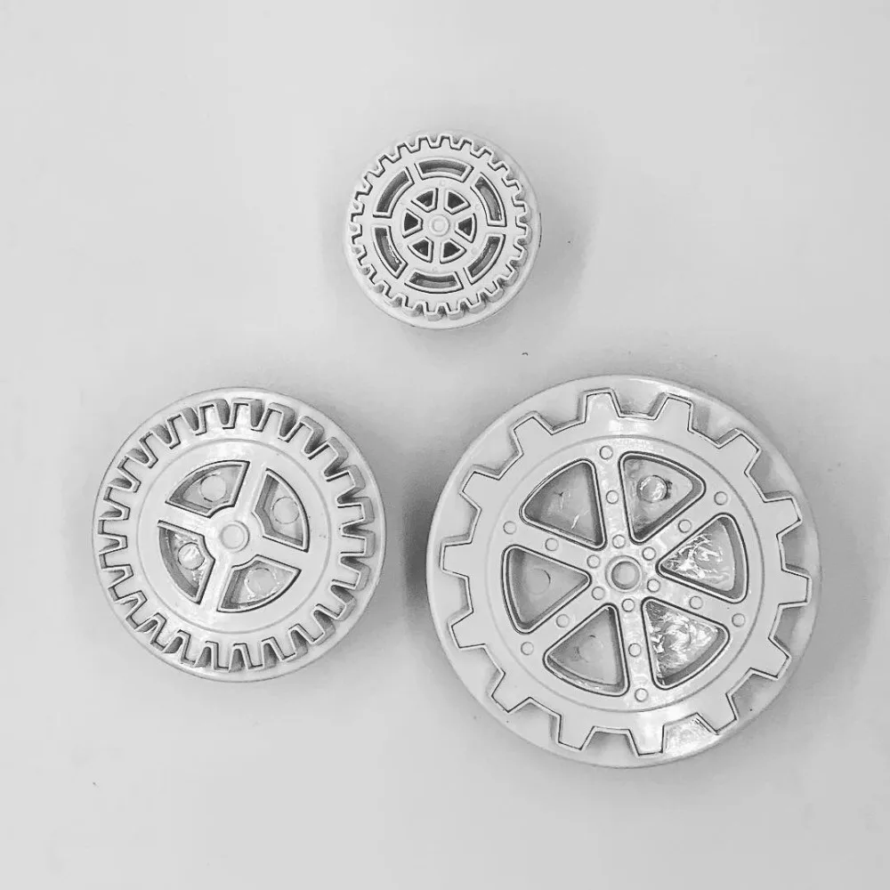 

Cake Tool Tire Cutter Gear Baby Toy Boy Cookie Cutter Lace Decorating Butterfly Bow Heart Fondant Cutter Tools Sugarcraft DIY