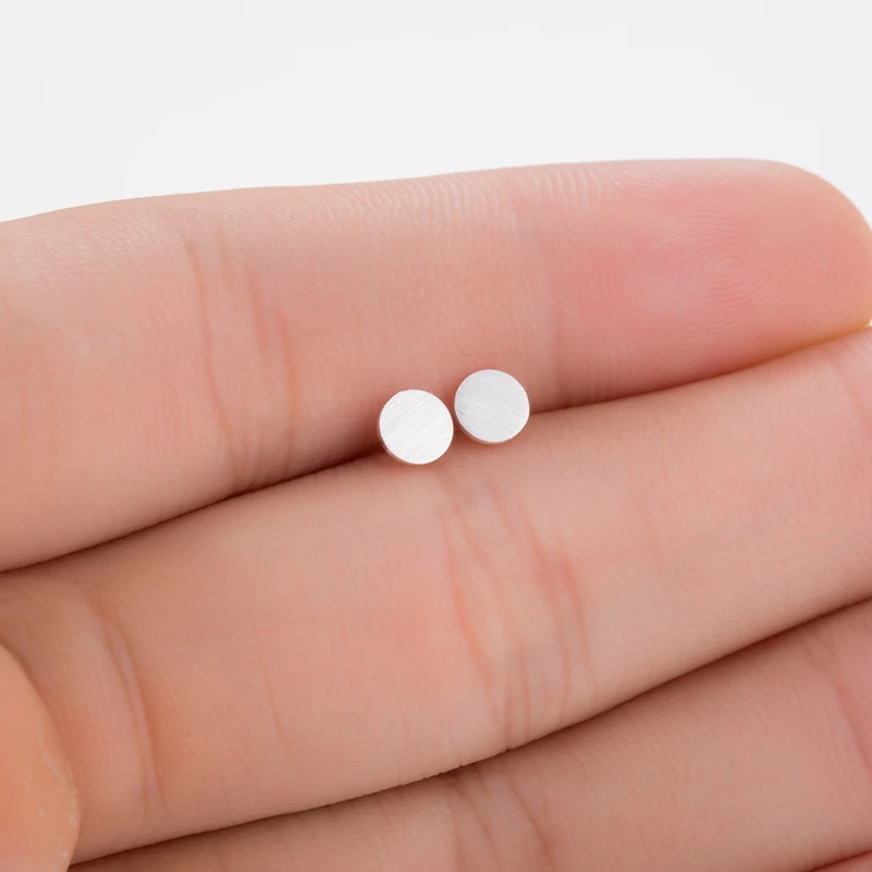 Hfarich 925 Sterling Silver Earrings for Women Simple Round Earrings Party Gift Minimalist Circle Stud Earrings Jewelry Fine Jewelry