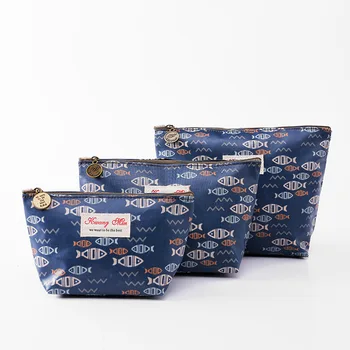 

2019 Little Fish Pattern Travel Toiletry bag Zipper Cosmetic Cases Fashion Clutch Bag For Women Pouch Item Organizer Waterproof