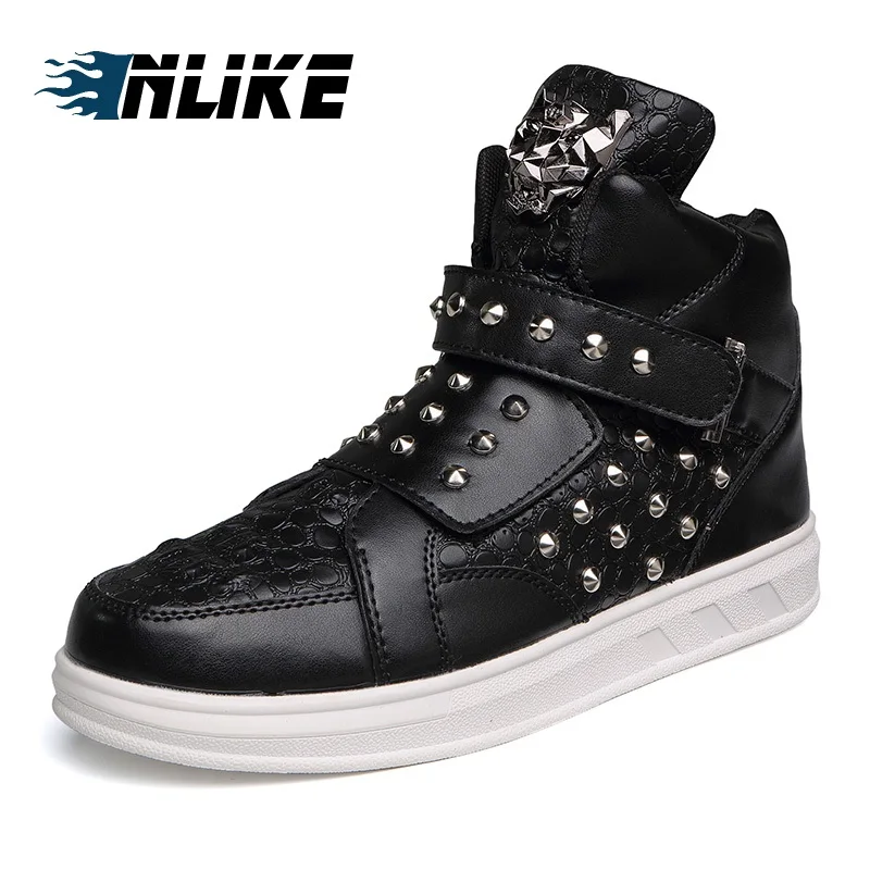 

INLIKE Fashion Leather Rivet Harness Men Motorcycle Chelsea Boots Ankle PPunk Martin Boots