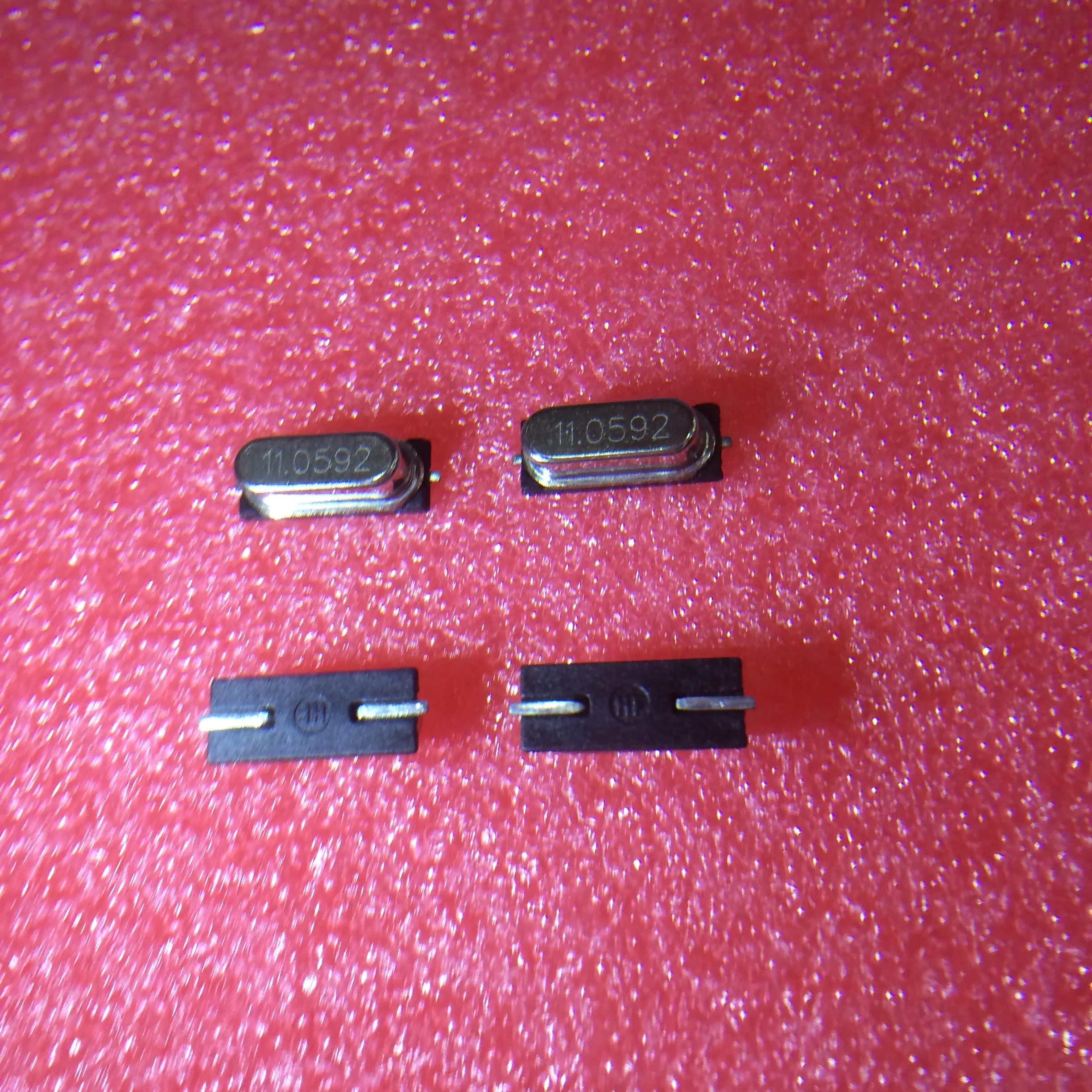 11,0592 МГц HC-49SMD 2 средства ухода за кожей стоп фальшивый чип с украшением в виде кристаллов производителей натуральная 20PF 20PPM