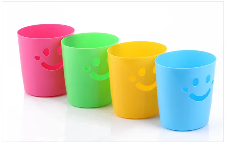 

Shining smiley desktop multi-purpose storage garbage bin plastic debris barrel