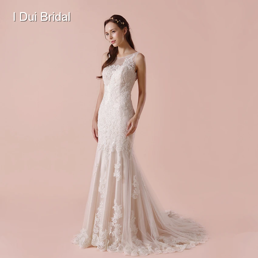 

Illusion Back Sheath Wedding Dress Side Zipper Lace Appliqued New Bridal Gown