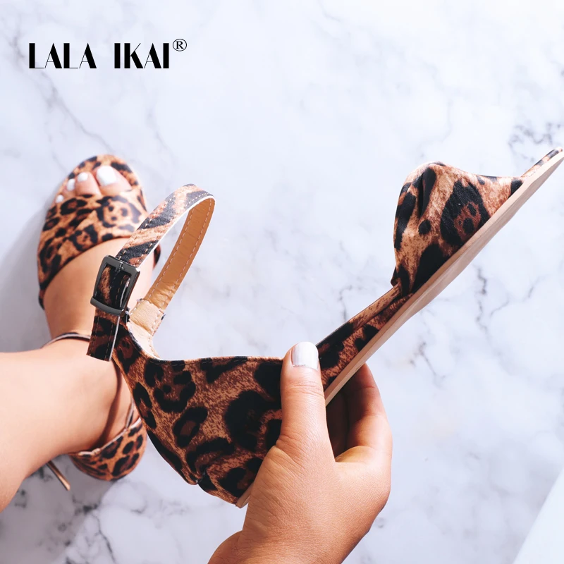 

LALA IKAI Women Sandals Summer Buckle Strap Gladiator Ladies Flat Sandals Leopard Flock Cover Heel Female Sandalias 014A3608-4