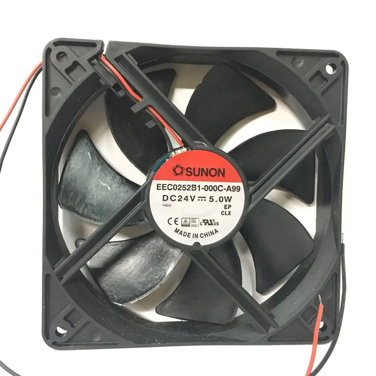 

SUNON EEC0252B1-000C-A99 12CM 12025 120x120x25mm DC 24V 5.0W 2-line Cooling Fan