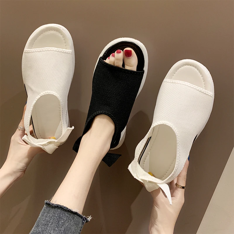 

Women's Flat Sandals 2019 Summer Black/White Roman Style Beach Sandals For Woman Shoes Woman Summer Sandal Comfortable Shoes