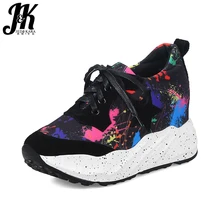 JK/повседневные женские кроссовки с принтом; обувь с круглым носком на шнуровке; обувь на плоской платформе; коллекция года; брендовая Весенняя модная женская обувь, увеличивающая рост