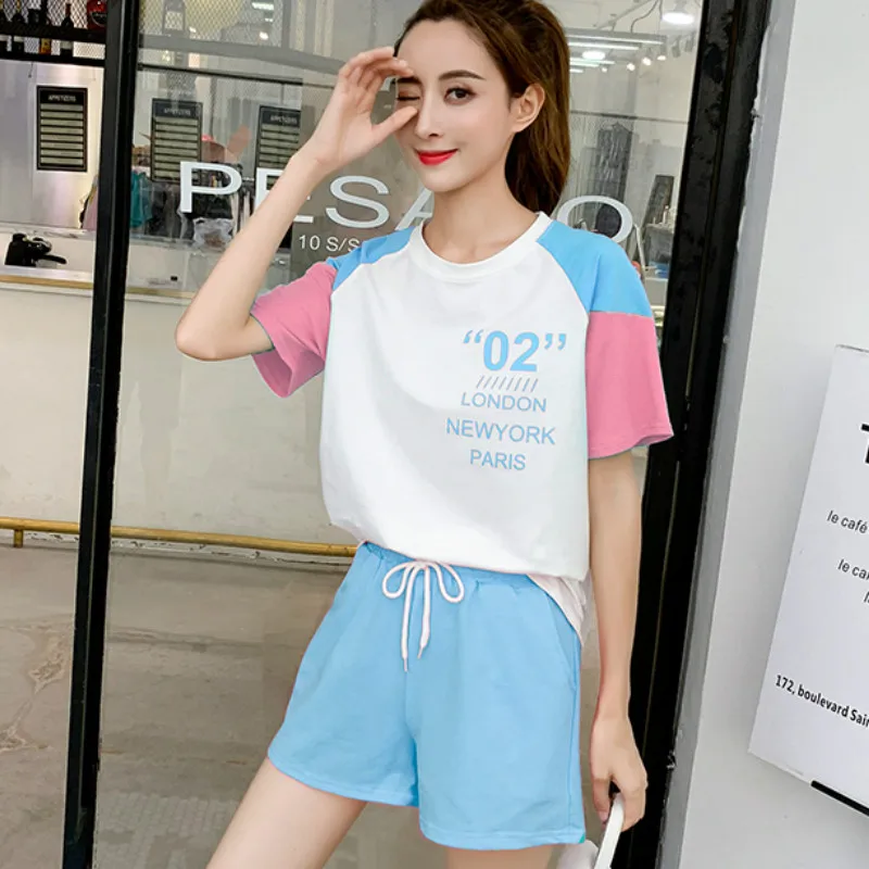 shorts and shirt outfit women's