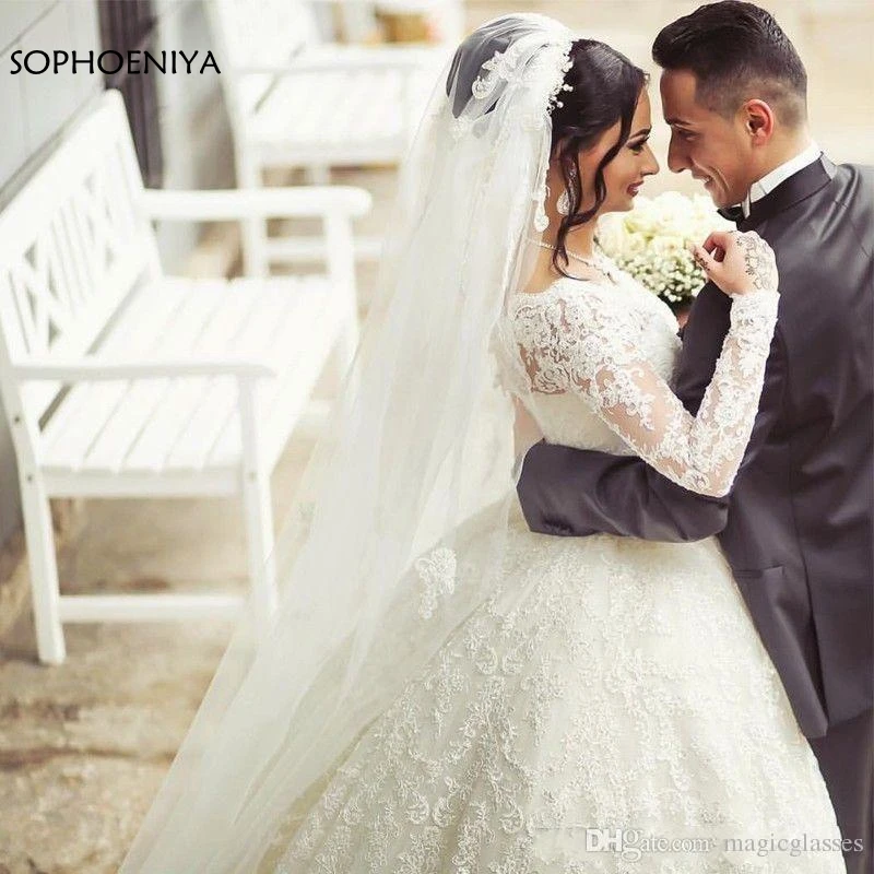 Long-Sleeves-Modest-Lace-Ball-Gown-Wedding-Dress (2)