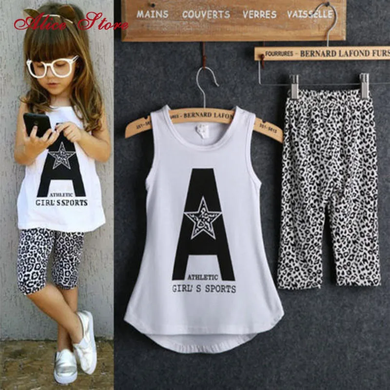 

Casual clothing set 2 pieces T-shirts+short pants Leopard letter A with outerwear and outdoor for girls 2017 new spring summer