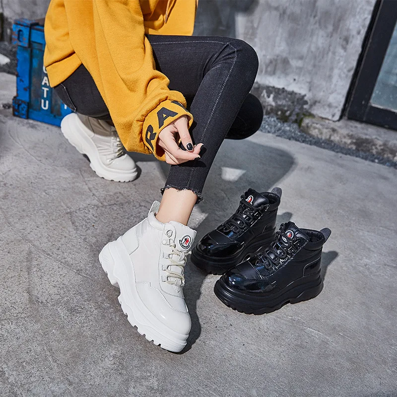 

Casual Warm Shoes Women Fashion Brand Sneakers Platform zapatos de mujer Winter Lady chaussure Female footware High Top with Fur