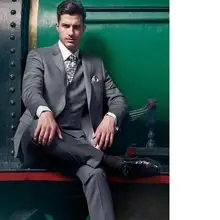 Индивидуальный заказ два Пуговицы серый мужчин костюм высокого качества пользовательского формальный повод Рождество партии костюм из трех частей