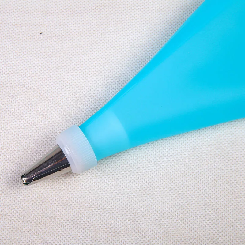 Silicone Icing Piping Cream Pastry Bag Stainless Steel Nozzle Pastry Tips Converter DIY Cake Decorating Tool