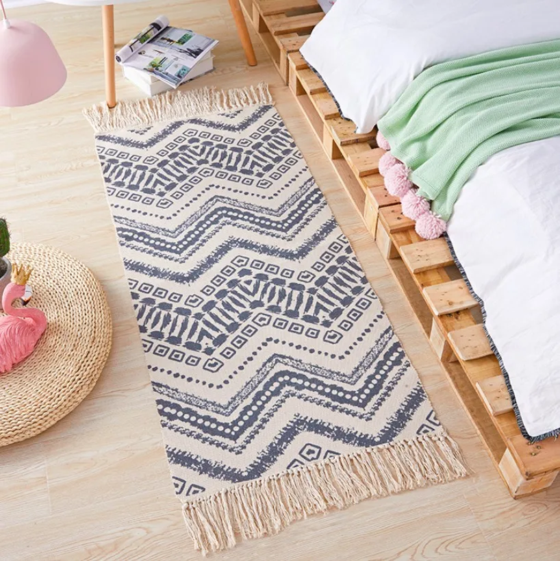

Geometric Nordic Cotton Linen Bedside Carpet Woven Mat Bathroom Living Room Carpets Hand Made Indian Rug Bohemia Printing Mat