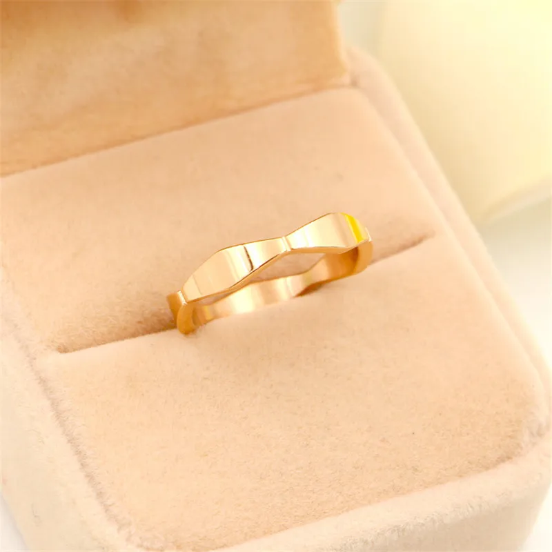 Martick-New-Fashion-Geometric-Shape-Design-Stainless-Steel-Rings-For-Lover-Gift-Present-Crystal-Jewelry-Rings