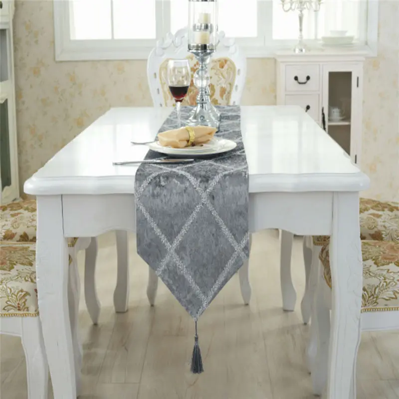 Luxury Fashion Diamond Lattice Velvet Table Runner Bed Runner Party Wedding Decors Stripe End of the Bed Table Cloth Towels Luxury Fashion Diamond Lattice Velvet Table Runner Bed Runner Party Wedding Decors Stripe End of the Bed Table Cloth Towels