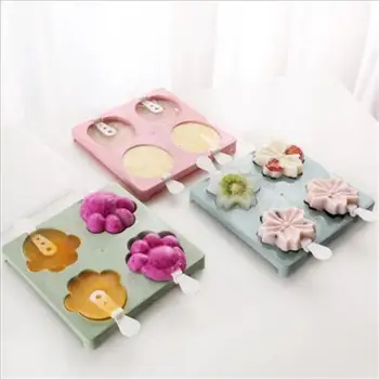 

4-Hole Cat Claw Strawberry Sakura Cherry Flower Shape Popsicle Ice Cream Maker Molds Tray DIY Ice Cream Tool Random Color