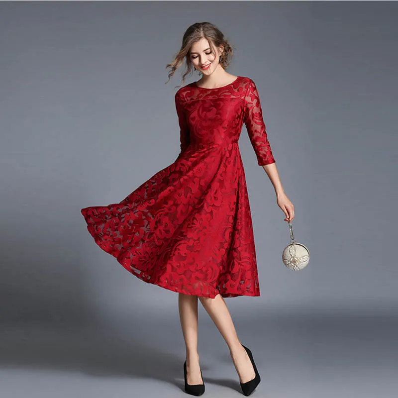 

2018 Women Vintage Dresses Luxurious Embroidered Slim Autumn Dress Plus Size Evening Club Wear Christmas Party Dresses