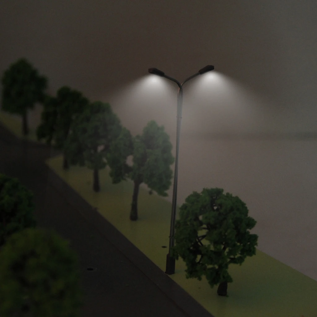 10pcs HO Model Train Railway Street Lights Dual Heads Lamppost Diorama Scenery Accessory 11cm 1:100