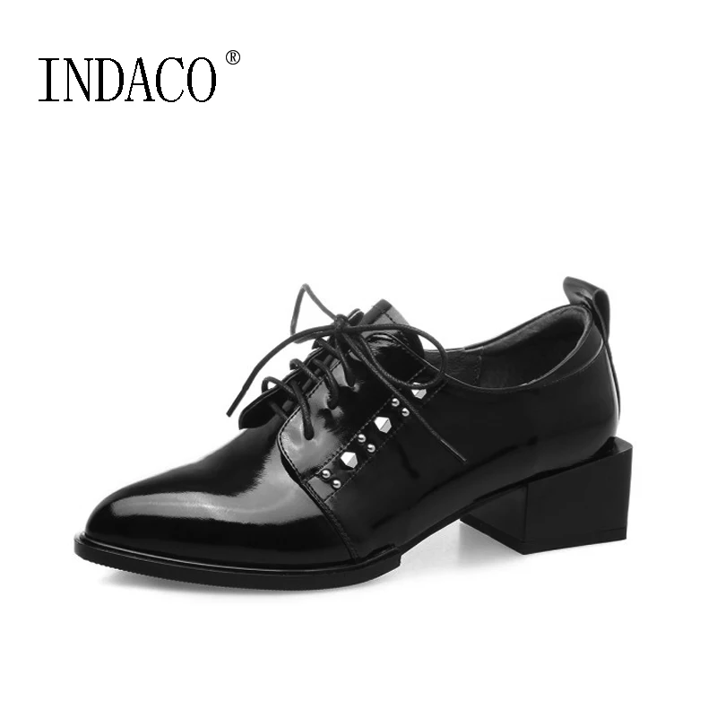 

2019 Genuine Leather Brogue Shoes Pointed Toe Mid Heel Patent Leather Green Rivets Lace Up 4cm