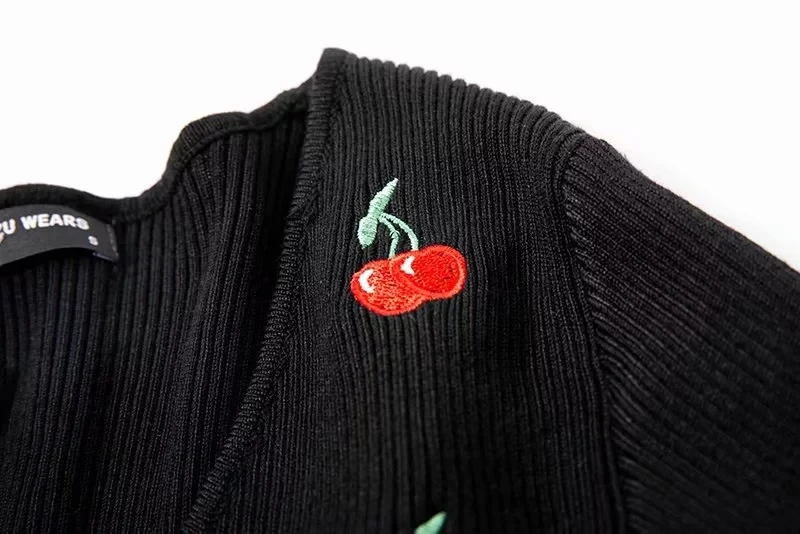Для женщин с вышивкой в виде вишни; трикотажные Обёрточная бумага в рубчик Топы срезанный вязаный пуловер