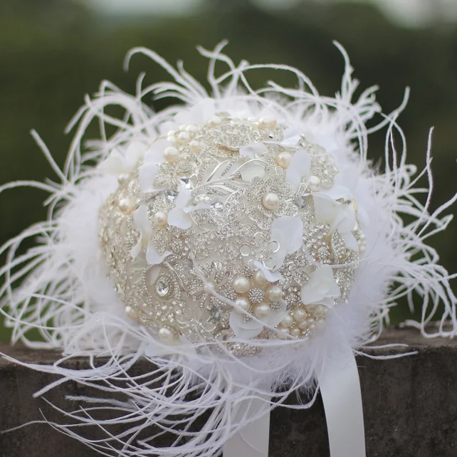 

White Diamonds Ostrich feather brooch bouquet Bridal Bride Bouquets handmade crystal diamond Holding Flowers Wedding Decor