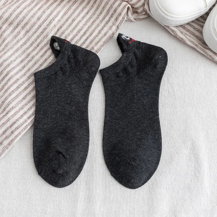 Sommer-Kawaii-Bestickt-Emoji-Frauen-Socken-Fashion-Lustige-Socken-Teen-M-dchen-Gl-cklich-Baumwolle-Nette(10)
