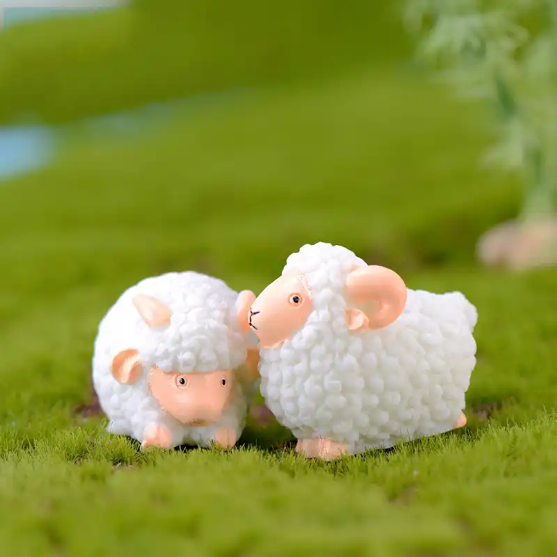 Zocdou 2 peças branco de pelúcia ovelhas carneiro cabra musgo decoração pequena estátua estatueta pastagem ornamento arte trabalho miniaturas fazenda
