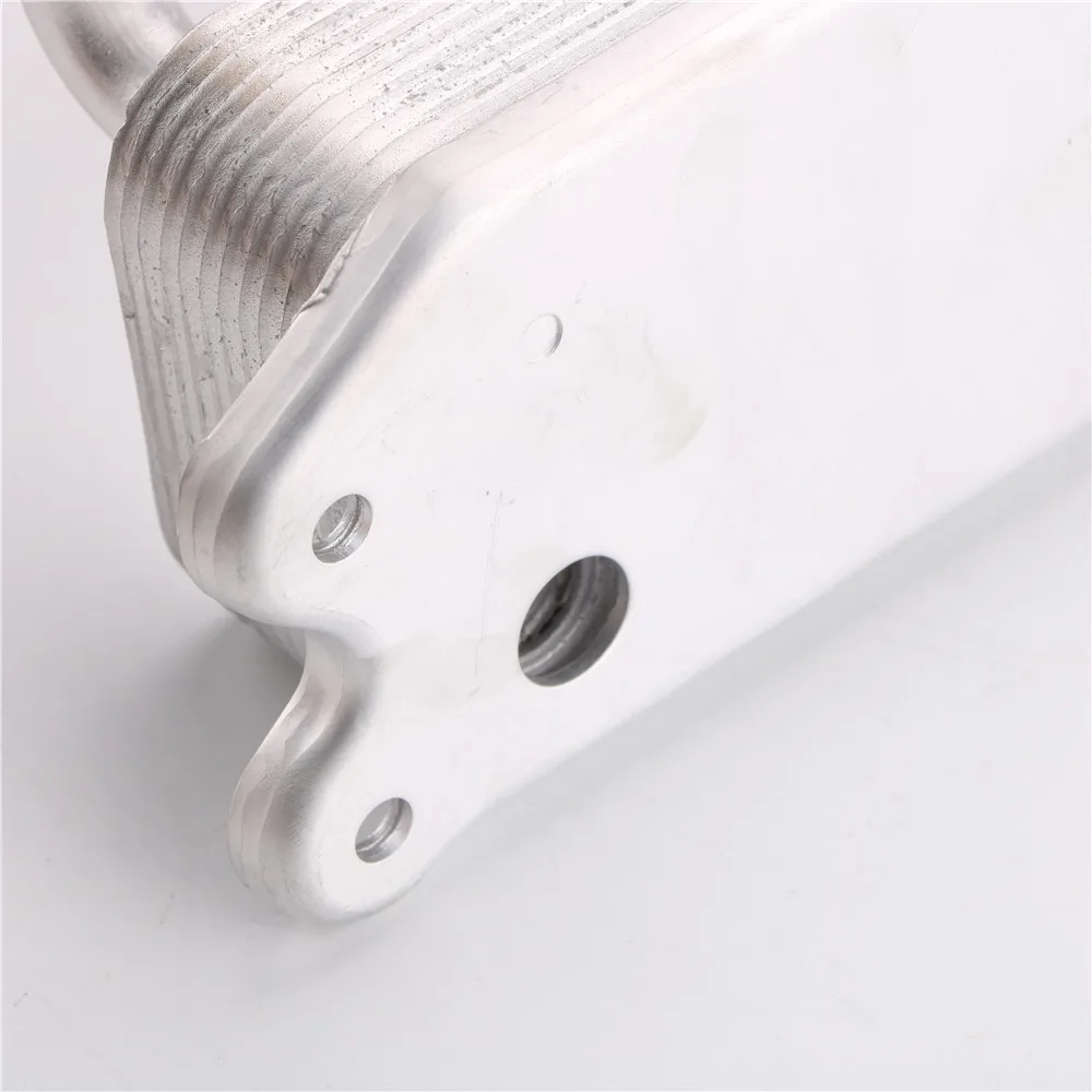 Масляный радиатор HODEE для Volvo C70 / S60 S70 OE: 3 120 191 0 31201910 8 653 372 8653372 677 974 9 497