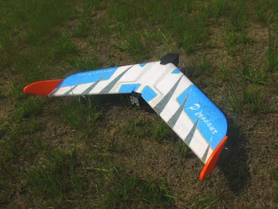 Spirit 600 мм размах крыльев EPP FPV Racer Flying Wing RC самолет комплект - Цвет: Streak blue