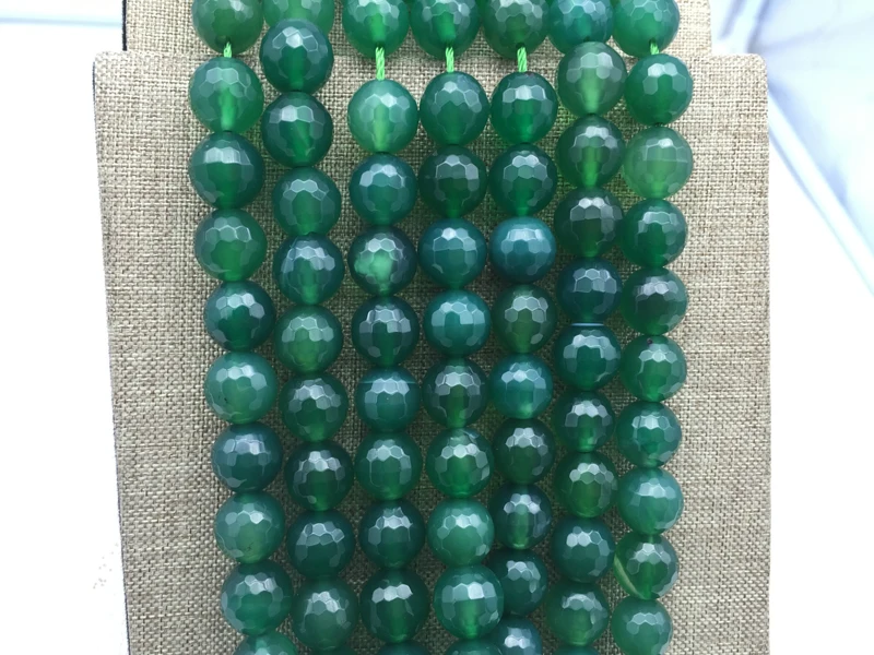 2710090207_568477951