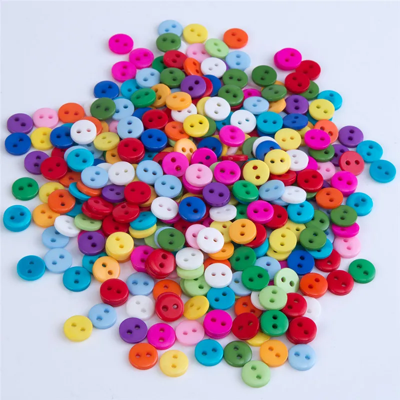 

smiry 200 Pcs Round Shape Two Holes Flatback 9x9mm Multicolor Plastic Buttons For DIY Lover Sewing Garment Supplies Accessory