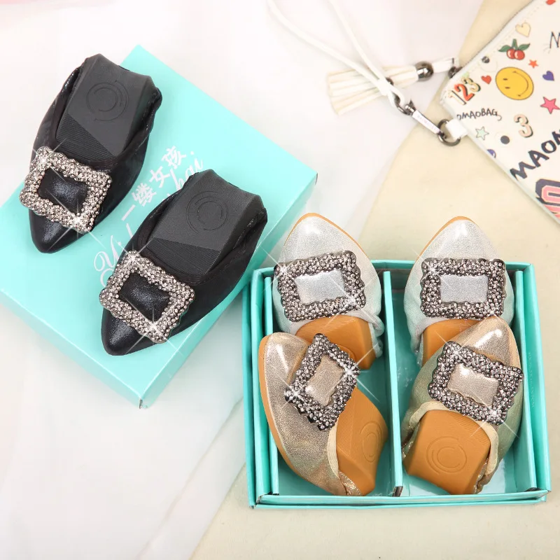 

2019 spring new fashion simple solid color flat shoes women comfortable versatile pointed rhinestone decorative casual shoes