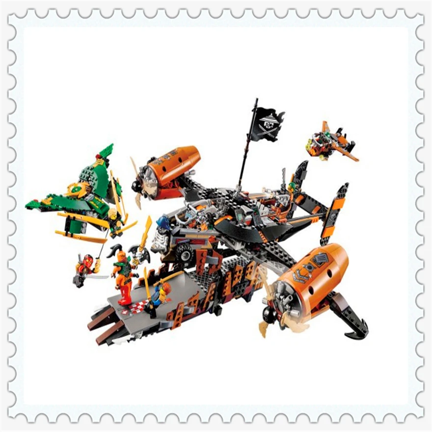 

757Pcs Ninja Flying Pirate Fortress Model Building Block Toys Enlighten 10462 Gift For Children Compatible 70605
