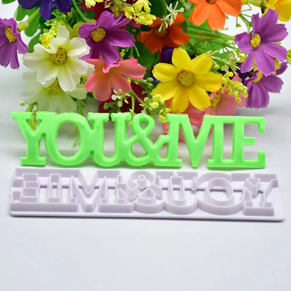 

You&Me Curved Words Decoration Cookie Cutter Shape Food Grade Plastic Fondant Cake Cutters Bicuit Mold Cake Tools