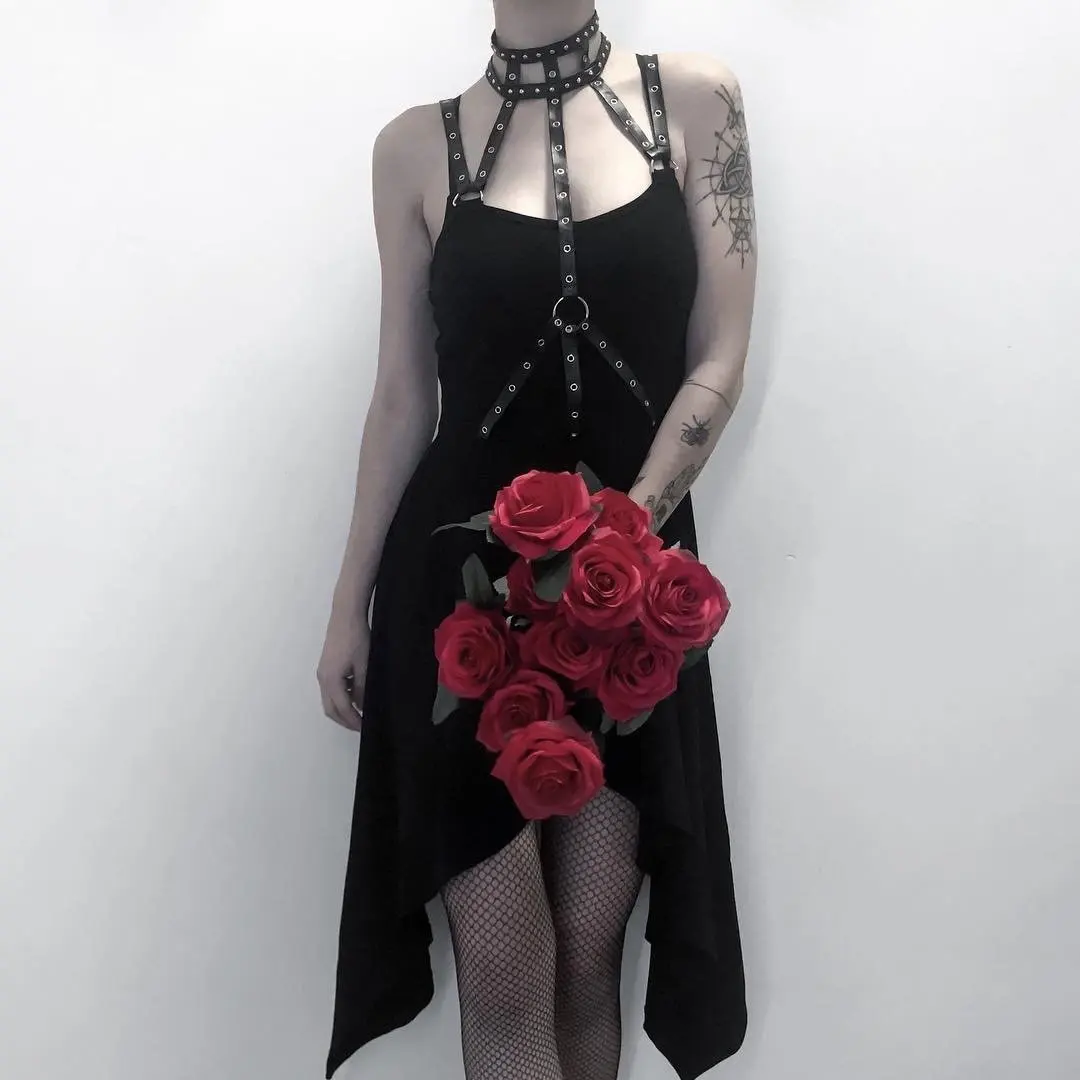 Darkinlove Для Женщин Halterneck нерегулярные гот платье-комбинация с Искусственная кожа