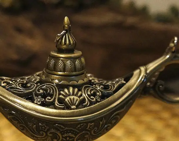 Hot Sale Fairy Tale Aladdin Magic Lamps Tea Pot Genie Lamp Vintage Toys Home Decoration For Children Gifts Hot Sale Fairy Tale Aladdin Magic Lamps Tea Pot Genie Lamp Vintage Toys Home Decoration For Children Gifts