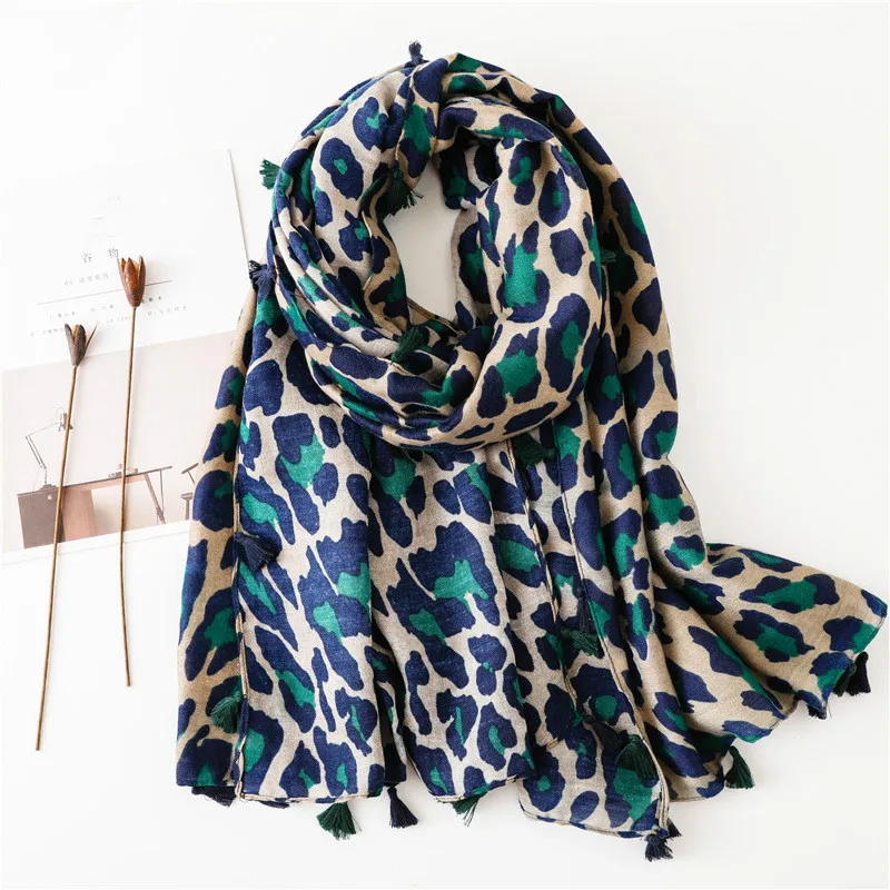 New Look Damen Pashmina Long Tassel