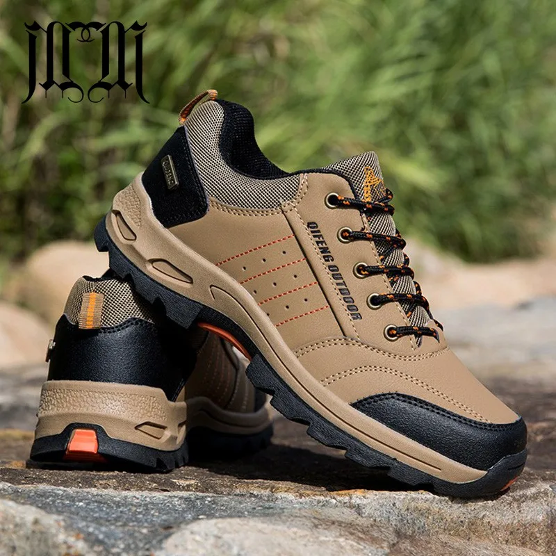 Beste MUMUELI Plus Size Zwart Grijs Nieuwe 2018 Designer Casual Sneeuw Mannen Schoenen Hoge Kwaliteit Mode Luxe Laarzen Platte Merk Sneakers 8805