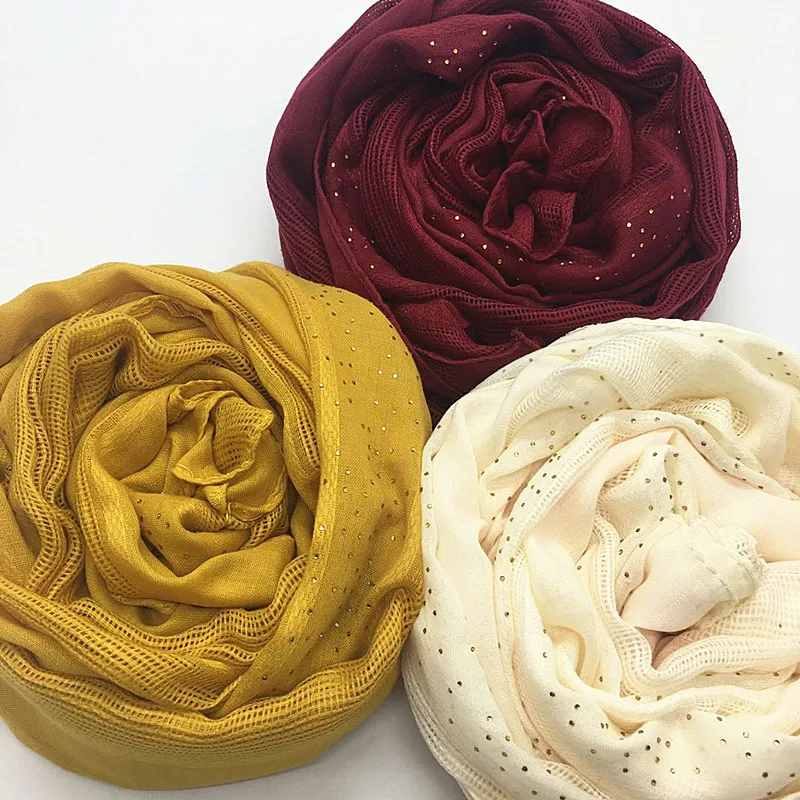 

Cotton Solid Color Hollow Women Scarves With Gold Diamond Islamic Muslim Hijabs Shawl Plain Strip Malaysia Headscarf 90*180CM