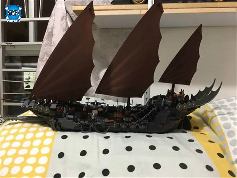 

New Lepins Genuine The Lord of Rings Series The Ghost Pirate Ship Set Building Block Brick Toys Educational Figures Toy Gift