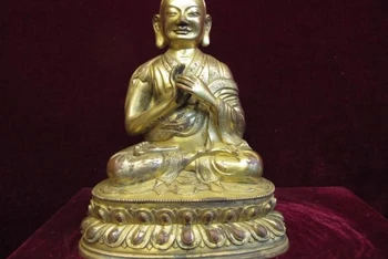

8 inch Tibet Lhasa Red Copper Bronze 24K Gold Gilt temple lama Buddha Statue