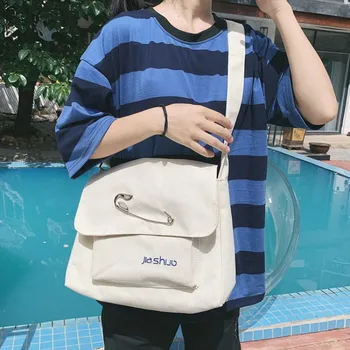 

Embroidered Canvas Totes Handbag 2019 New Portable Original Shoulder Messenger Bag Simple Japanese Literary Flap School Book Bag