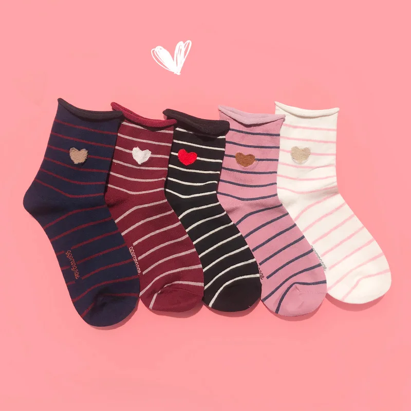 

SGEDONE Women's socks harajuku kawaii Horizontal Love Pattern Lady Socks Stripes Loose Love Middle Tube Women Socks